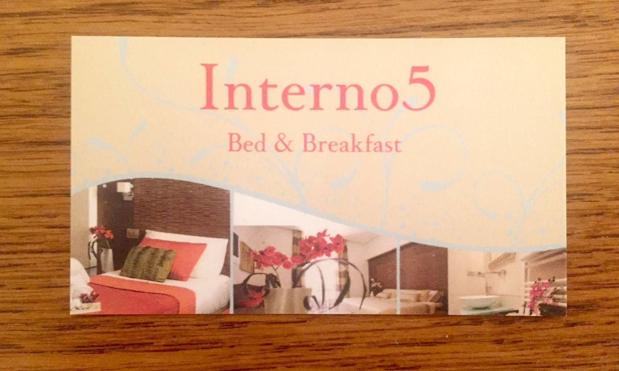 Interno 5 Rom